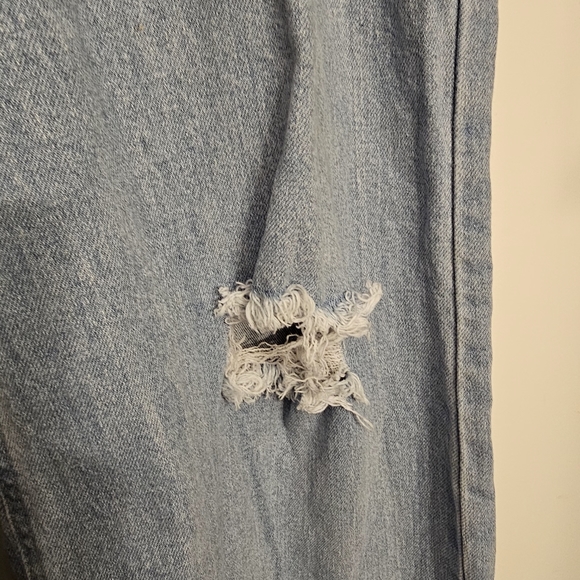 Gabrielle Union Wide leg high waisted jeans - Picture 7 of 8